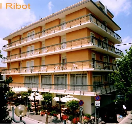 Ribot Hotel