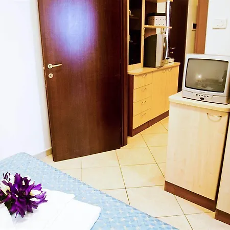 Aparthotel Mediterraneo