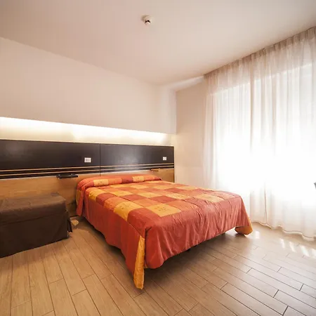 Hotel Lalla 3*