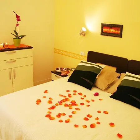 Aparthotel Opera
