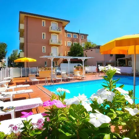 I Girasoli 3*