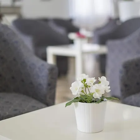 Hotel Miriam