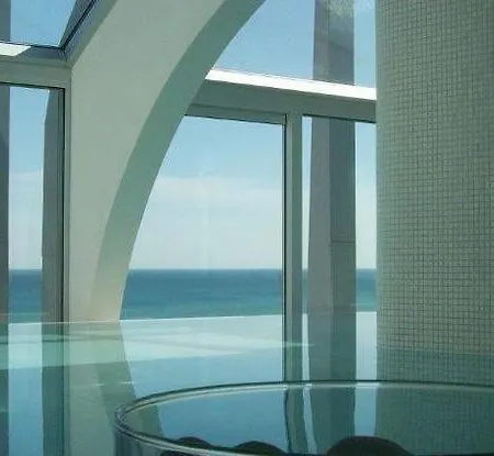 I-suite Hotel 5*
