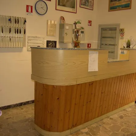 Santanna Hotel 2*