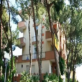 Brown Aparthotel