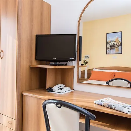 Emilia 3* Rimini