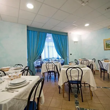 Savina 3*