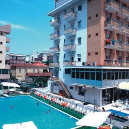 Hotel Lem 2*