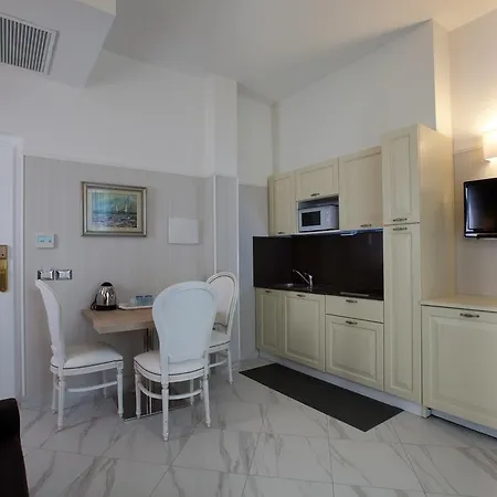 Del Mare Hotel 3*