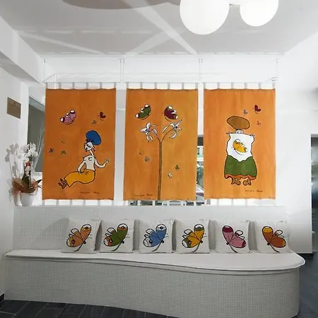 Hotel Casablanca 3*