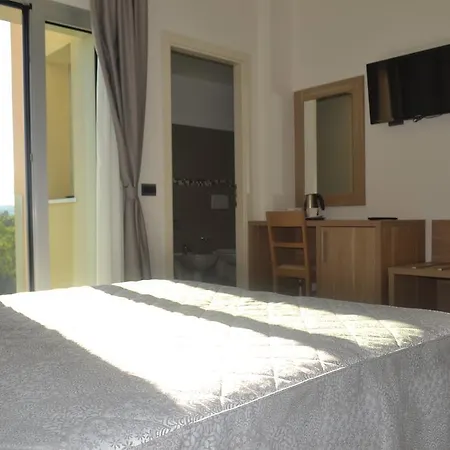 Albachiara Aparthotel