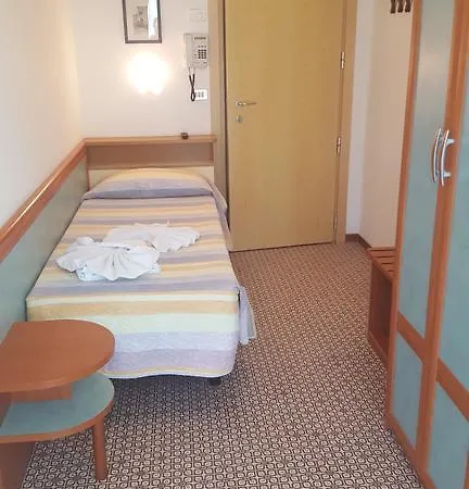 Hotel Conti 3*