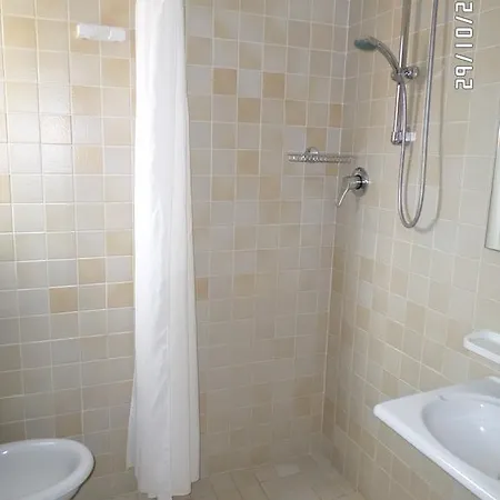 Houston Hotel 3*