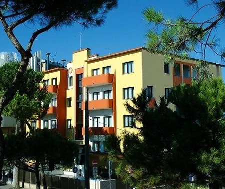 Corallo Hotel 3*