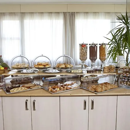فندق Ascot &