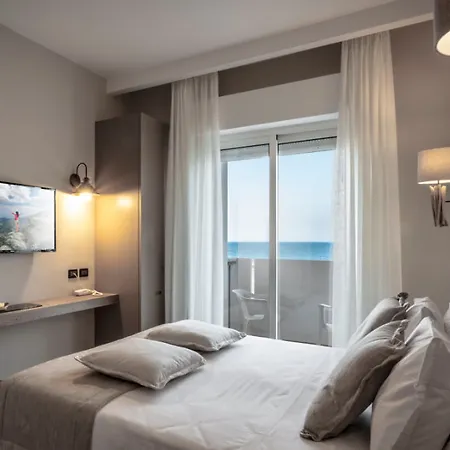 Hotel Litoraneo 4*