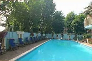 Biancamano Hotell 3*