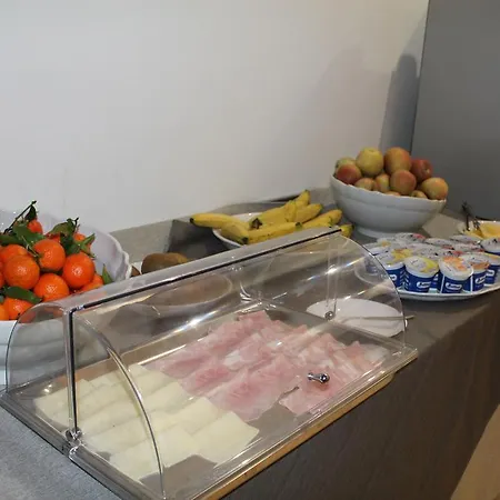 Otel Sant'elena 3*