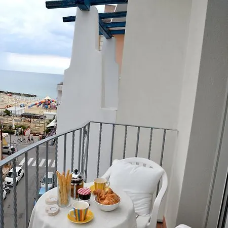 Mediterraneo Appart hôtel 2*