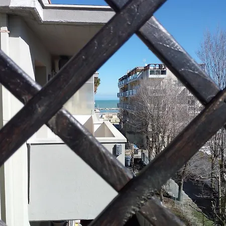 America Apartment