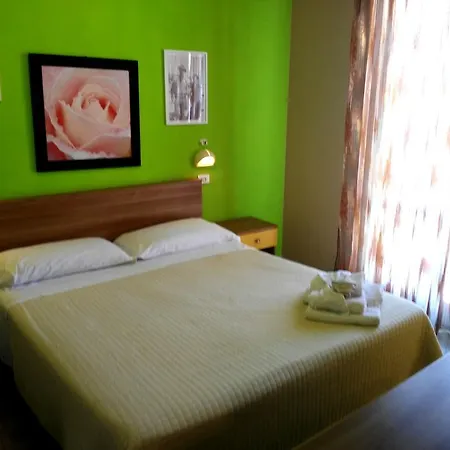 Simon Hotel 2*