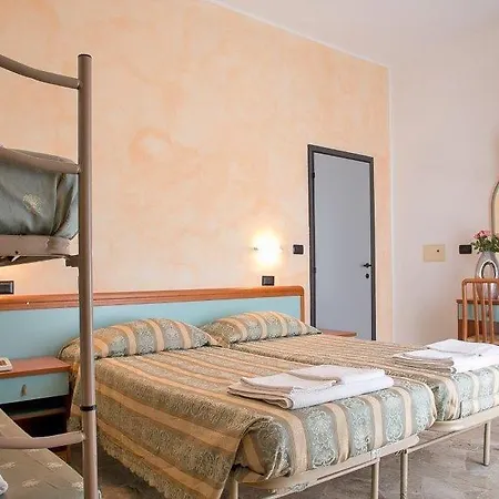 Vernel Hotel 3*