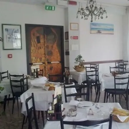 Hotel Nova Dhely Rimini