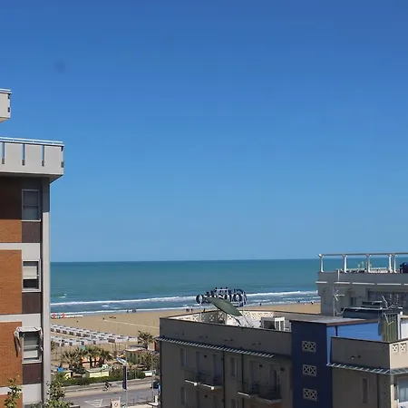 Hotel Lily Hotel 3*
