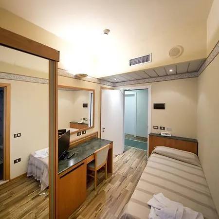 Marina Bay Hotel 3*