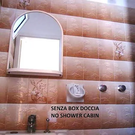 Hotel Elia 2*