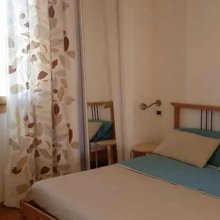 Vinivo Villa *