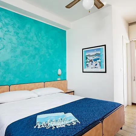 Hotel Albatros 3*