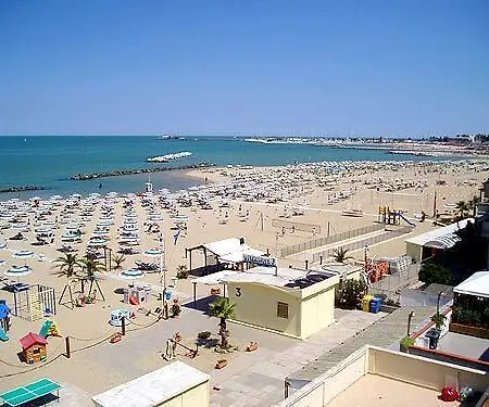 Hotel Rosa 2*
