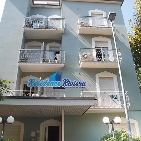 Riviera アパートホテル