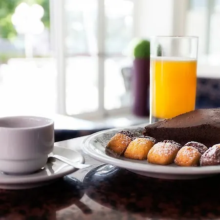 Albatros Hotel 3*