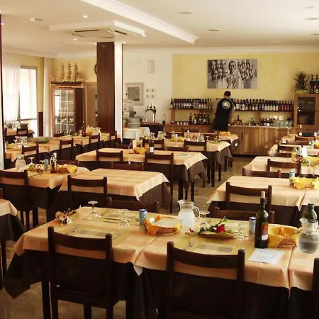 Du Hotel 3*