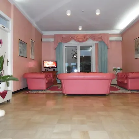 Hotel Alpen Rimini
