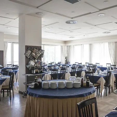 San Francisco Hotel 3*