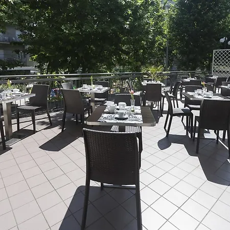 Club Meeting Hotel 4*