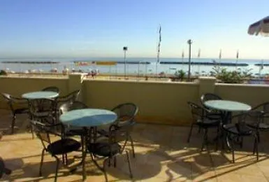 Dei Cesari Hotel 3*