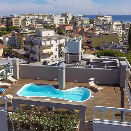 Aparthotel Delfina 3*