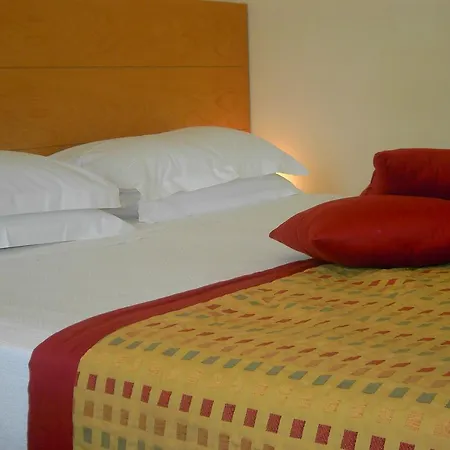 Accademia Hotel 3*