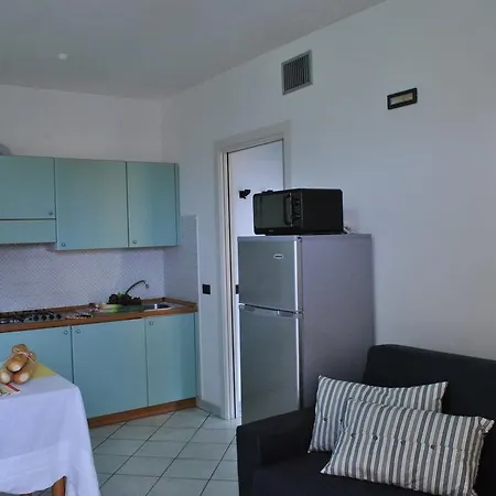 Dei Pini Aparthotel 3*
