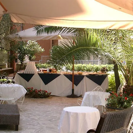 Hotel Jolie 3*