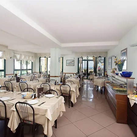 Emilia Hotel