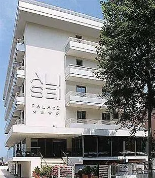 Alisei Palace 4* Rímini