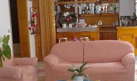 Hotel Elsi 3*