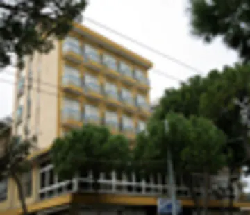 La Perla Hotel