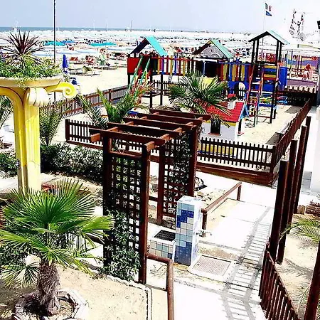 Diana Marina Hotel 3*