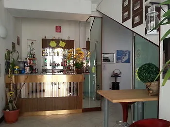 Arlotti Hotel *